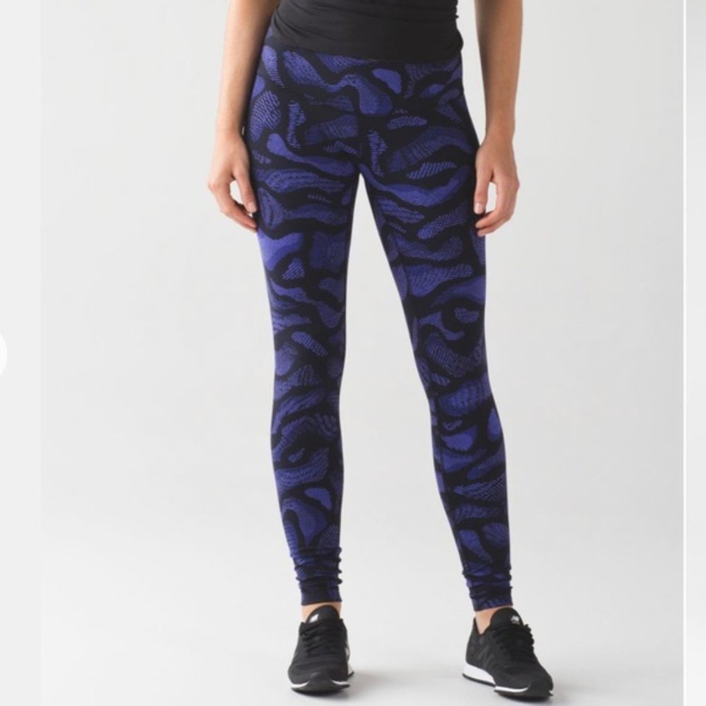 Lululemon Wunder Under Wrap Super Purple Black 2